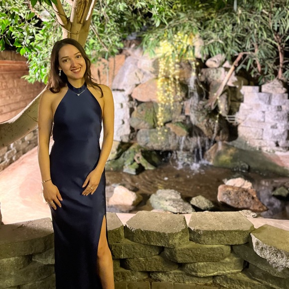 Midnight blue satin halter evening gown - Picture 6 of 8